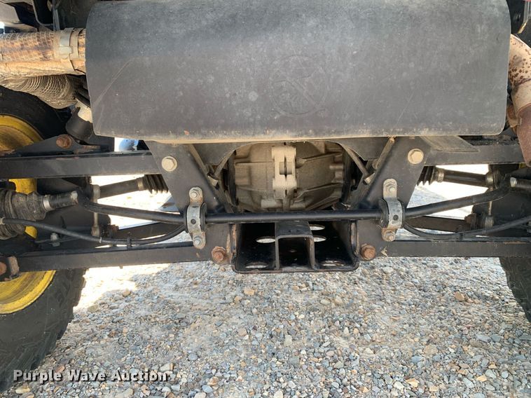 image for item DK7890 2015 John Deere 825E  utility vehicle