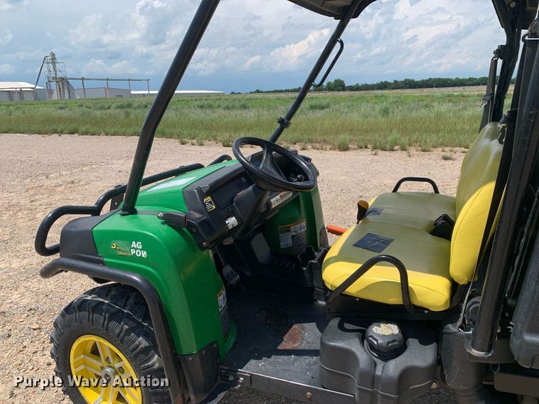 image for item DK7890 2015 John Deere 825E  utility vehicle