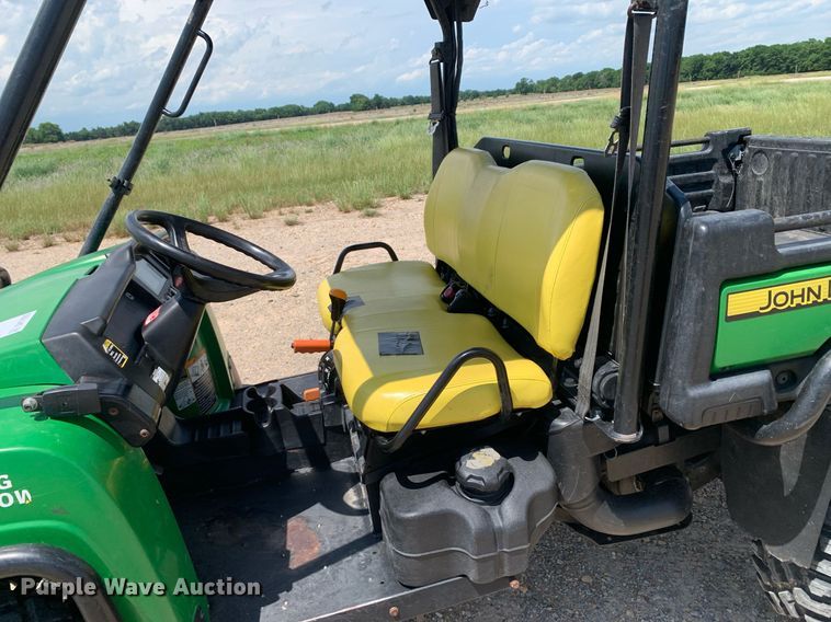 image for item DK7890 2015 John Deere 825E  utility vehicle