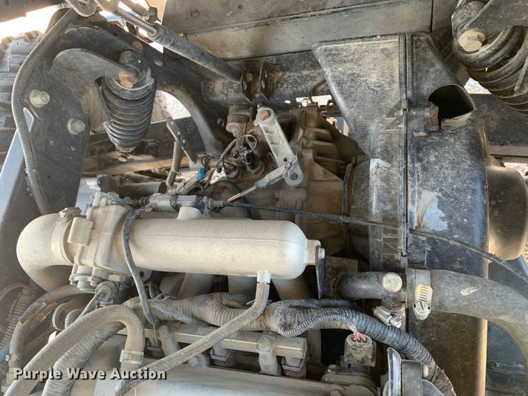 image for item DK7890 2015 John Deere 825E  utility vehicle