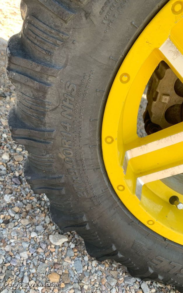 image for item DK7890 2015 John Deere 825E  utility vehicle