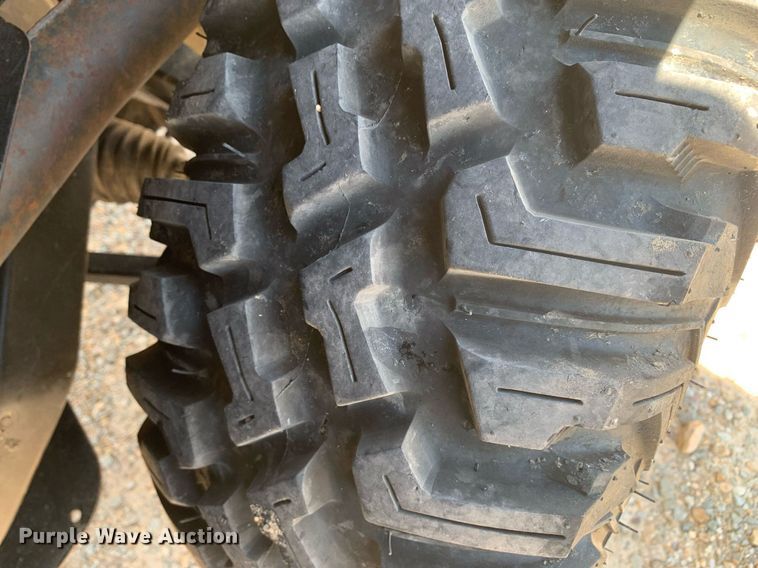 image for item DK7890 2015 John Deere 825E  utility vehicle