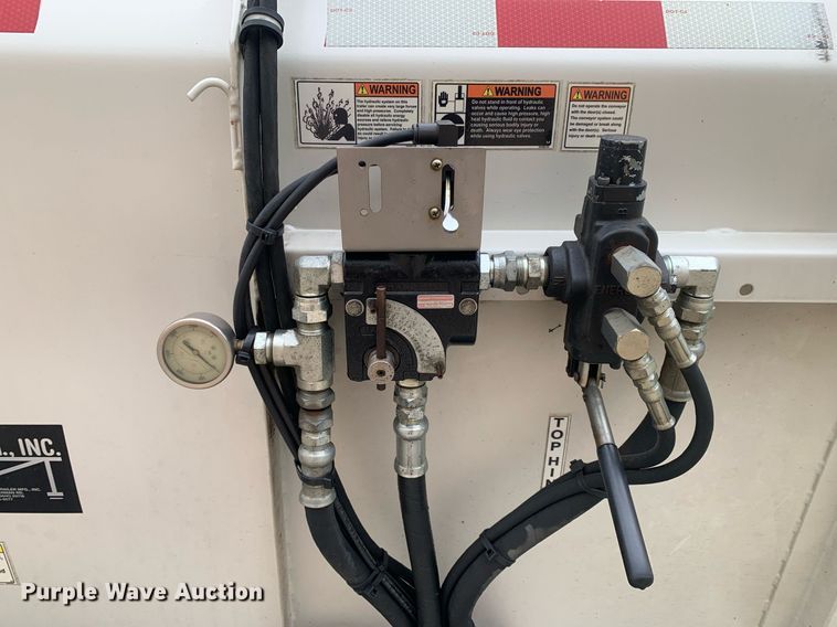 image for item DK7891 2015 Trinity Eagle Bridge  live bottom trailer