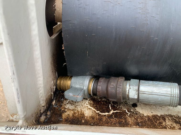 image for item DK7891 2015 Trinity Eagle Bridge  live bottom trailer