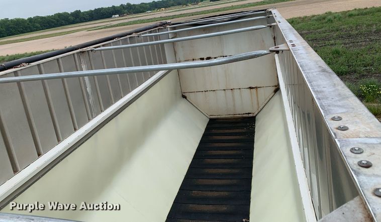 image for item DK7891 2015 Trinity Eagle Bridge  live bottom trailer