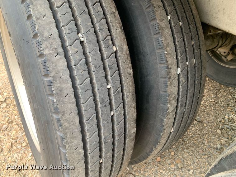 image for item DK7891 2015 Trinity Eagle Bridge  live bottom trailer