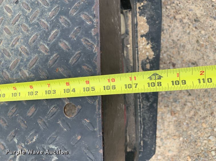 image for item DK7892 2011 Ford F350 Super Duty  flatbed pickup truck