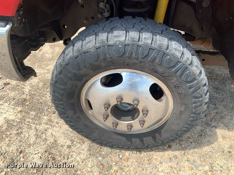 image for item DK7892 2011 Ford F350 Super Duty  flatbed pickup truck