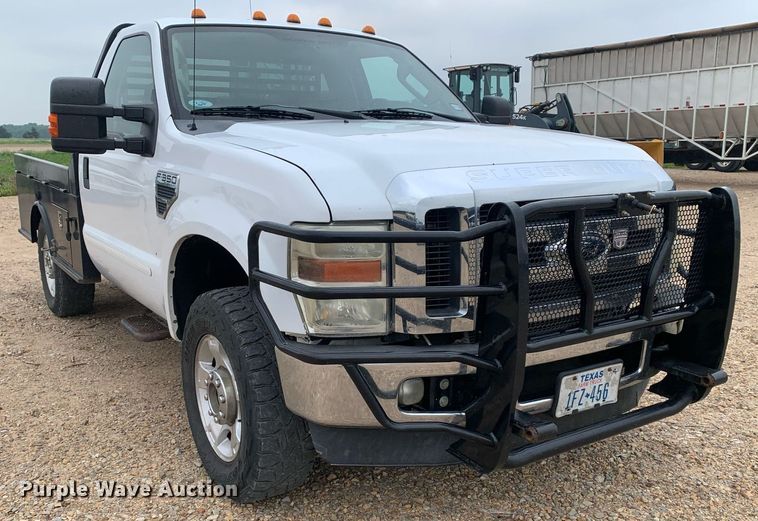 image for item DK7895 2010 Ford F350 Super Duty  flatbed pickup truck