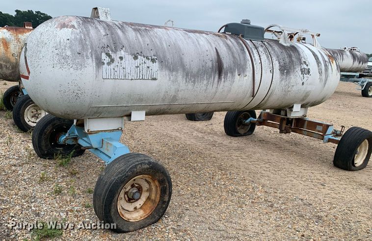 image for item DK7903 (2) NH3 tanks