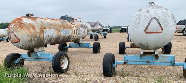 image for item DK7903 (2) NH3 tanks