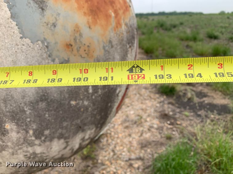 image for item DK7903 (2) NH3 tanks