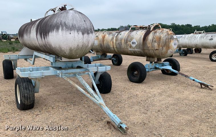 image for item DK7904 (2) NH3 tanks