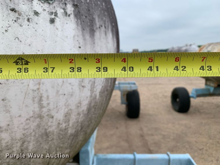 image for item DK7904 (2) NH3 tanks