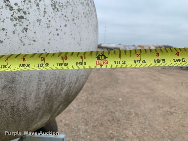 image for item DK7904 (2) NH3 tanks