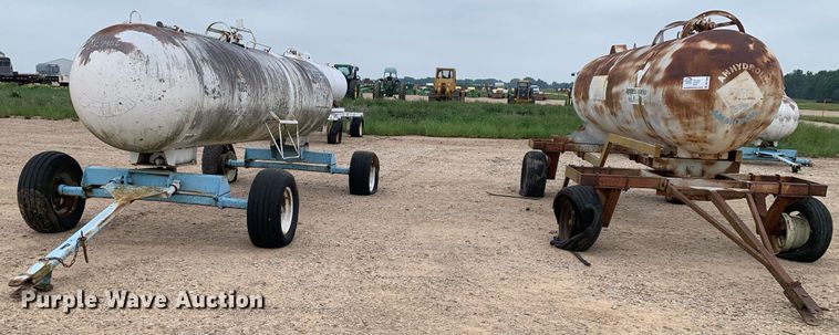 image for item DK7906 (2) NH3 tanks