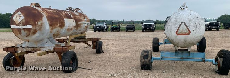 image for item DK7906 (2) NH3 tanks