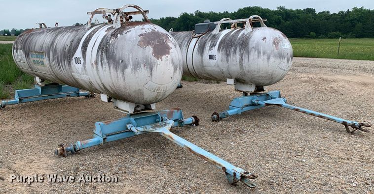 image for item DK7907 (2) NH3 tanks