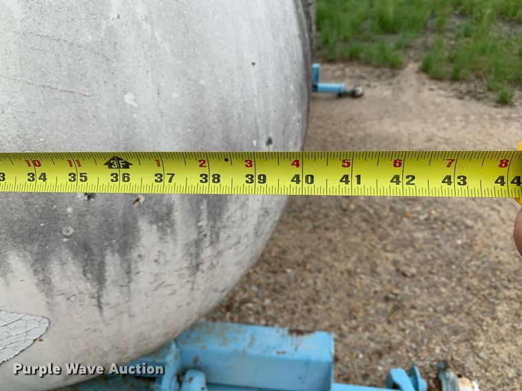 image for item DK7907 (2) NH3 tanks