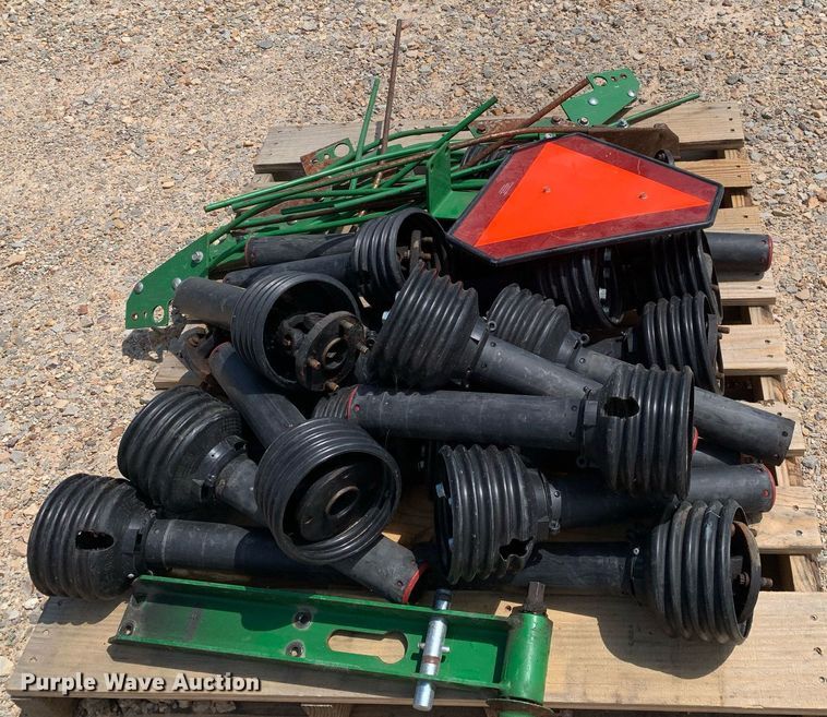 image for item DK7908 (3) pallets of cotton pickers parts