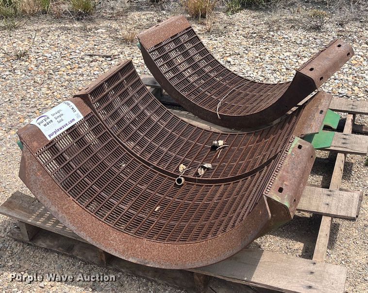 image for item DK7909 (3) John Deere small wire concaves