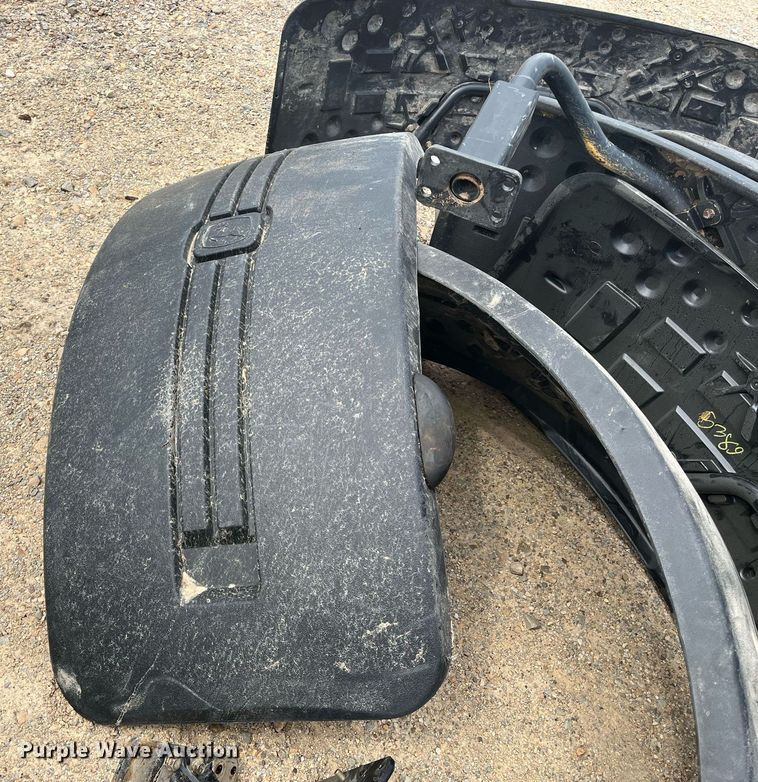 image for item DK7911 (6) John Deere 8295 fenders