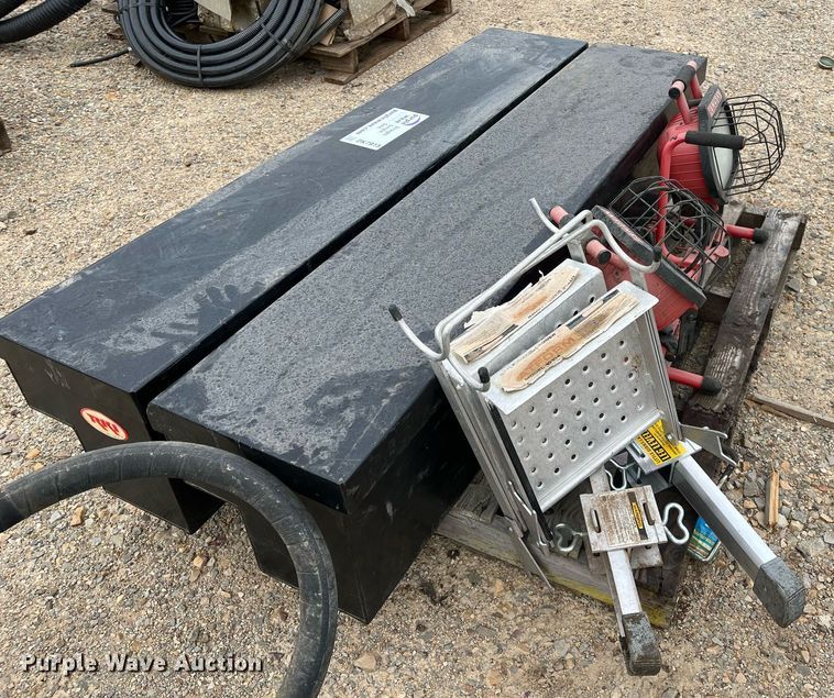 image for item DK7915 Automotive accessories