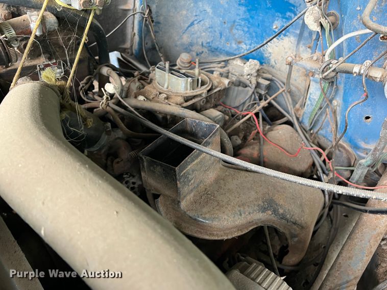 image for item DK7916 1972 GMC  grain truck