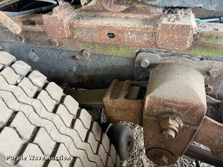 image for item DK7917 1985 GMC General  semi truck