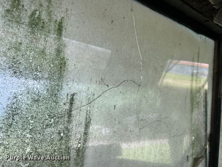 image for item DK7917 1985 GMC General  semi truck