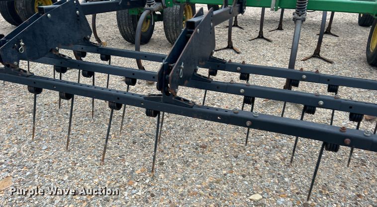 image for item DK7922 John Deere 2410  chisel plow