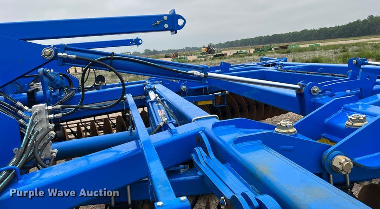 image for item DK7923 Landoll 7530-32  vertical tillage