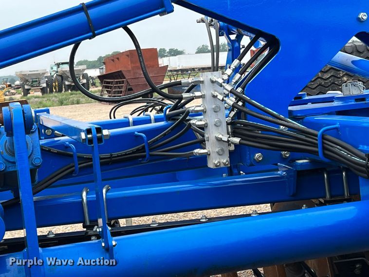 image for item DK7923 Landoll 7530-32  vertical tillage
