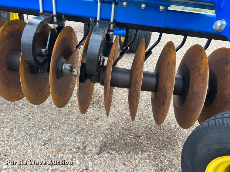 image for item DK7923 Landoll 7530-32  vertical tillage