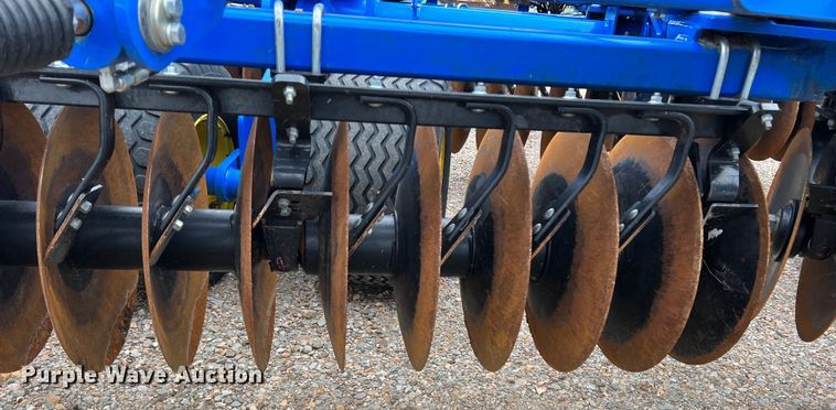 image for item DK7923 Landoll 7530-32  vertical tillage