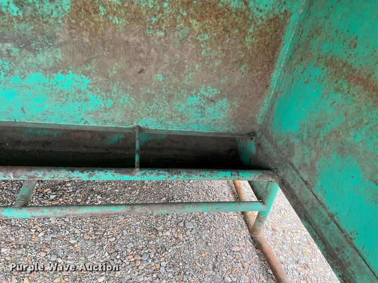 image for item DK7924 (3) calf feeders