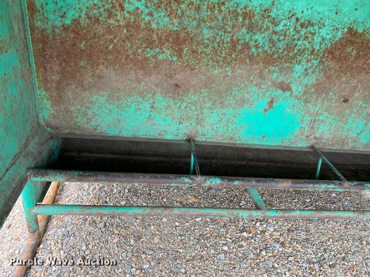 image for item DK7924 (3) calf feeders