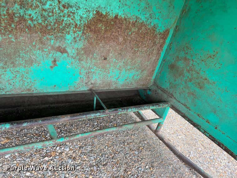 image for item DK7924 (3) calf feeders