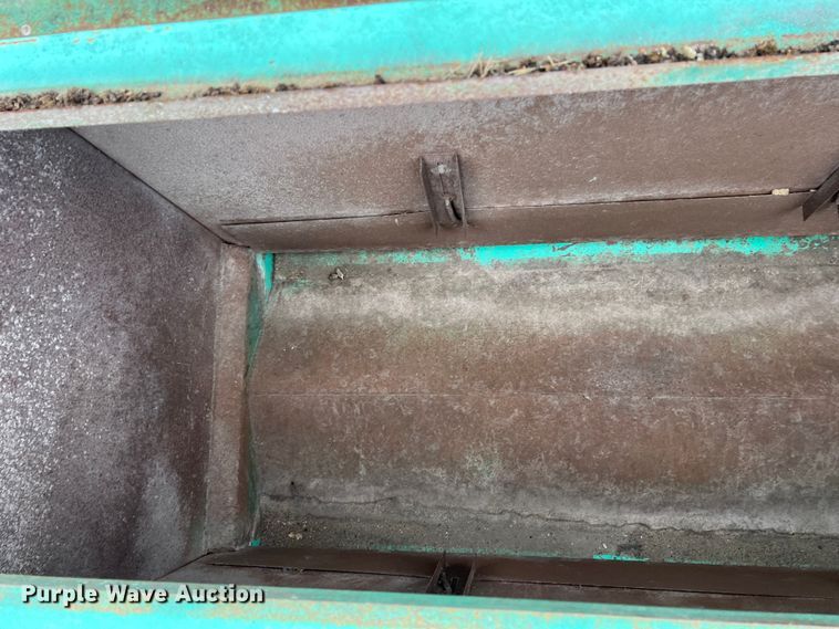 image for item DK7924 (3) calf feeders