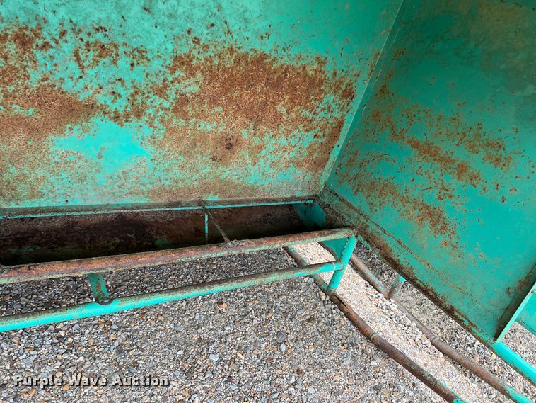 image for item DK7924 (3) calf feeders