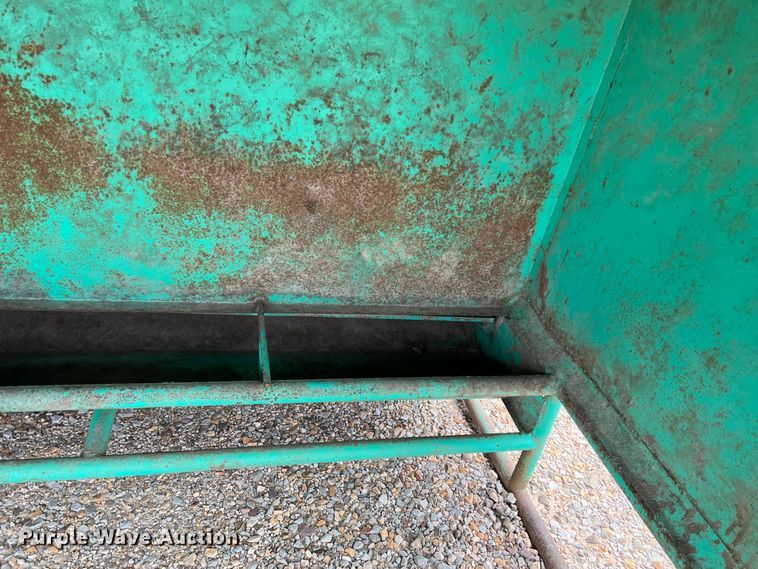image for item DK7924 (3) calf feeders