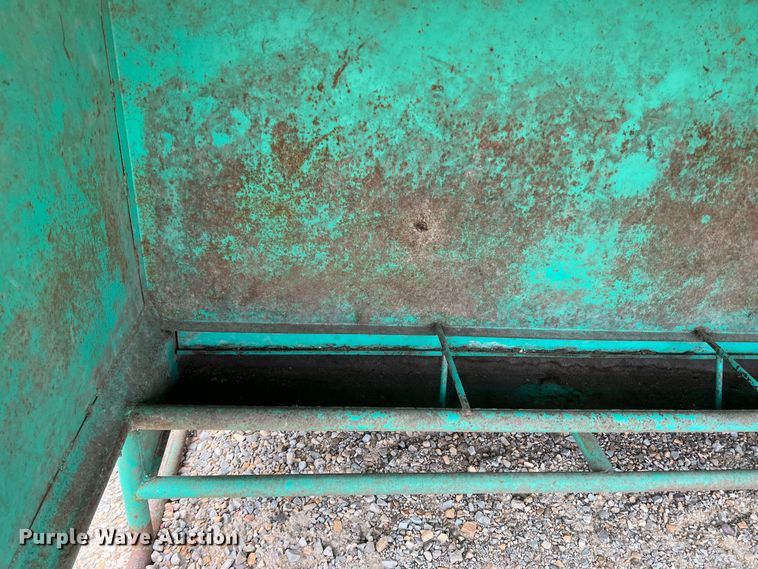 image for item DK7924 (3) calf feeders