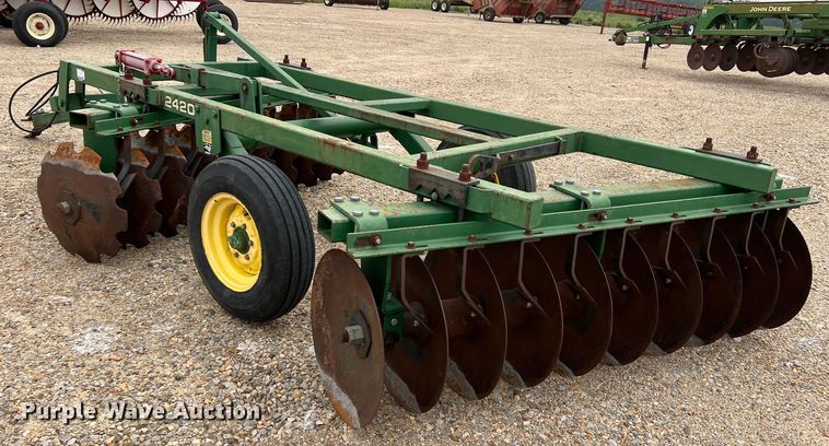 image for item DK7926 John Deere 2420  off-set disk