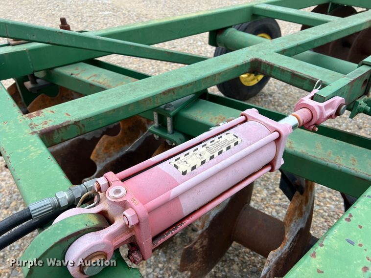 image for item DK7926 John Deere 2420  off-set disk