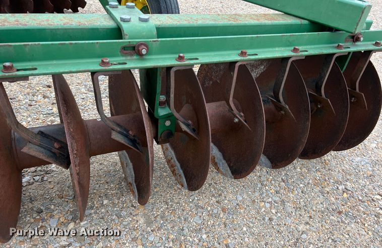 image for item DK7926 John Deere 2420  off-set disk