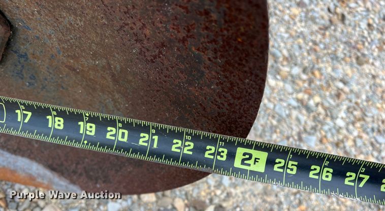 image for item DK7926 John Deere 2420  off-set disk