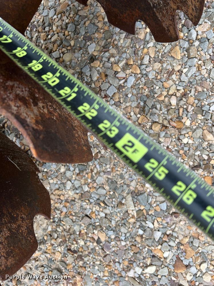 image for item DK7926 John Deere 2420  off-set disk