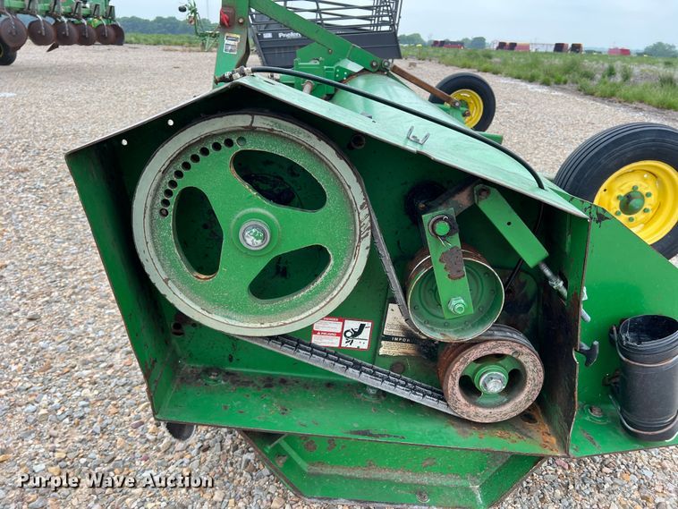 image for item DK7927 John Deere 520  flail mower