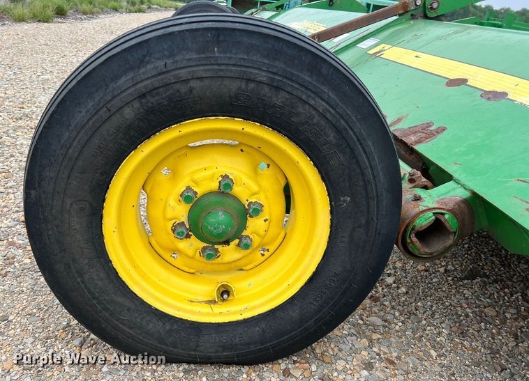 image for item DK7927 John Deere 520  flail mower
