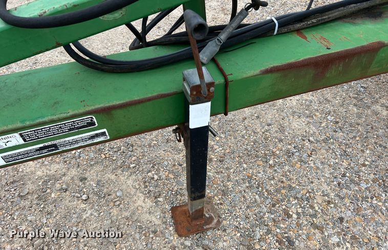 image for item DK7928 John Deere 2700  disk ripper